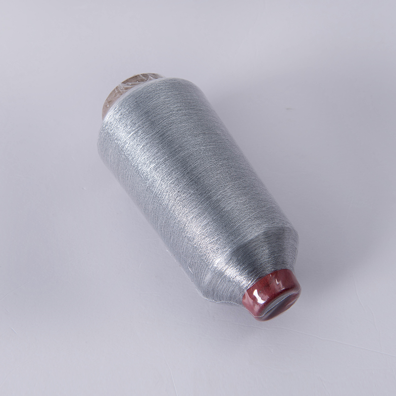 Co to jest metalowy wątek haftu?