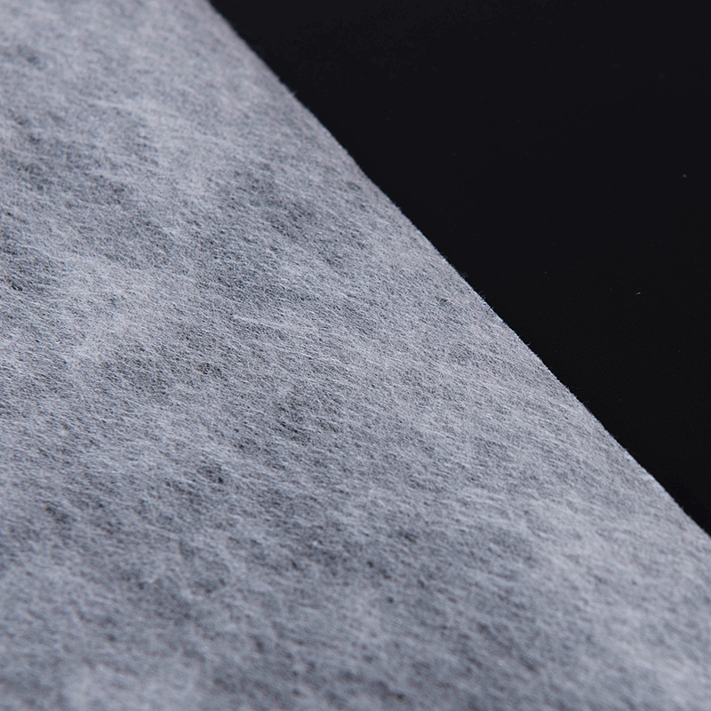 Dlaczego haftowana tkanina jest opłacalnym i wszechstronnym wyborem dla mody i dekoracji domu?